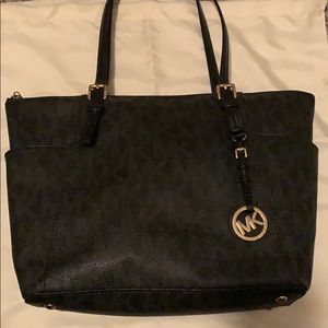 Micheal Kora shoulder bag